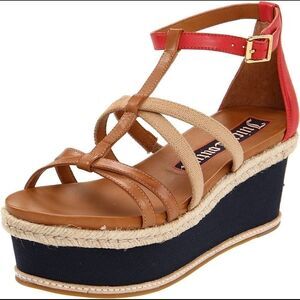 Juicy Couture moira wedges 